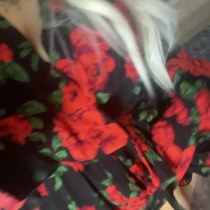 Video by hot_mum_skyler published on April 11,2023 01:07:00 - BestThots