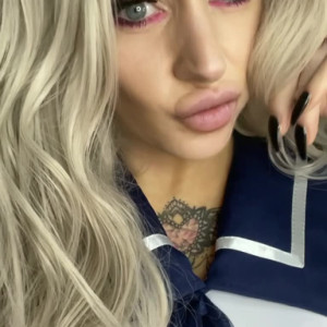 Video by hot_mum_skyler published on May 12,2023 21:59:00 - BestThots