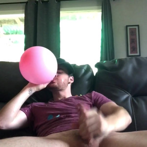 Video by kevinkiznerxxx published on May 9,2023 20:18:00 - BestThots