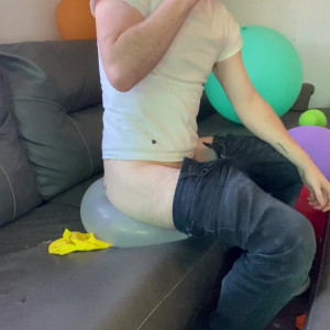 Video by kevinkiznerxxx published on April 3,2023 23:56:00 - BestThots
