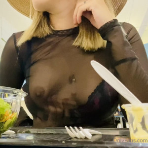 Video by bonni3gg published on December 10,2023 03:59:57 - BestThots