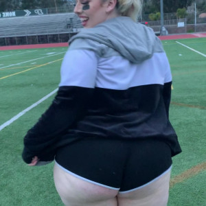 Video by pixiechickxoxo published on May 1,2023 03:46:00 - BestThots