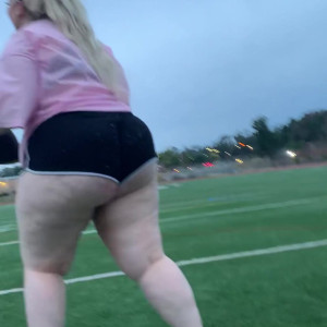 Video by pixiechickxoxo published on June 15,2023 00:08:00 - BestThots