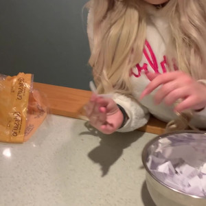 Video by pixiechickxoxo published on June 9,2023 03:50:00 - BestThots