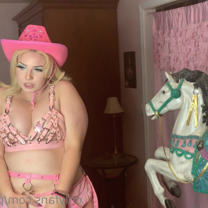 Video by pixiechickxoxo published on June 28,2023 01:56:00 - BestThots