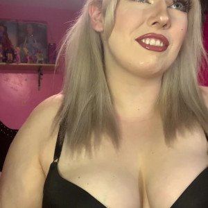 Video by pixiechickxoxo published on April 25,2023 01:45:00 - BestThots