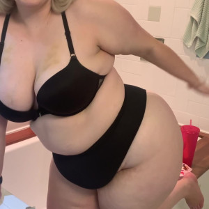 Video by pixiechickxoxo published on March 10,2023 05:58:00 - BestThots