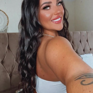 Video by eve_sophiee published on June 8,2023 18:58:00 - BestThots