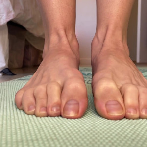 yogafootqueen #4541605