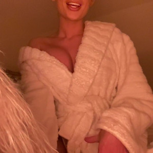 Video by mikkib published on April 27,2023 21:17:00 - BestThots
