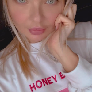 Video by lunaticapandora published on April 6,2023 22:42:00 - BestThots