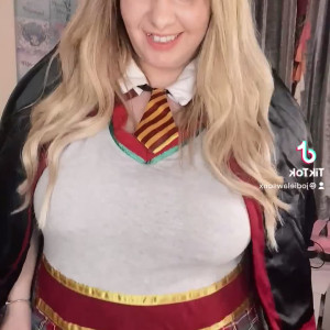 Video by jodielawsonx published on May 27,2023 22:14:00 - BestThots