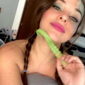 Video by mileykinky published on June 6,2023 21:25:00 - BestThots
