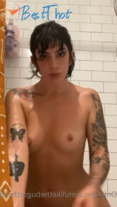 Video by likethebugortheletter published on January 22,2025 22:02:11 - BestThots