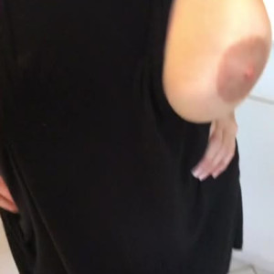 Video by thesexywifefl published on May 3,2023 01:28:00 - BestThots