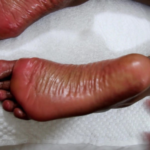 Video by queenmelaninsdungeonn published on June 12,2023 16:50:00 - BestThots