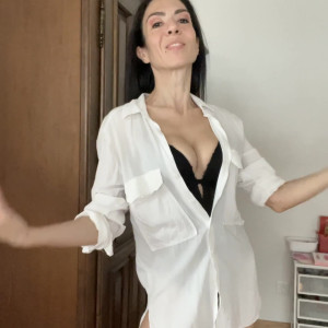 Video by lifeover40 published on June 4,2023 01:00:00 - BestThots