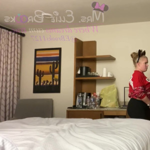 Video by mrselliebrooks published on March 28,2023 02:02:00 - BestThots