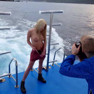 Video by nude_world published on June 10,2023 16:09:00 - BestThots