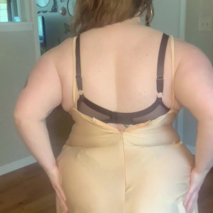 Video by thickhungryhoney published on July 21,2023 17:30:00 - BestThots