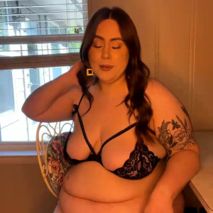 Video by thickhungryhoney published on May 4,2023 14:14:00 - BestThots