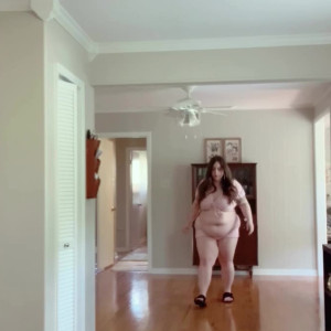 Video by thickhungryhoney published on April 9,2023 01:23:00 - BestThots