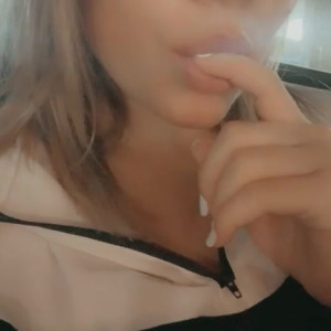 Video by katiekushxx published on March 21,2023 09:01:00 - BestThots