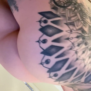 Video by jennarosexo published on April 5,2023 17:22:00 - BestThots