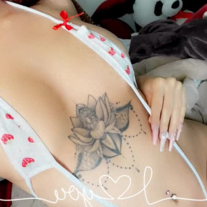 Video by prettylittlechica published on May 17,2023 10:05:00 - BestThots