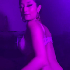 Video by prettylittlechica published on July 12,2023 22:06:00 - BestThots