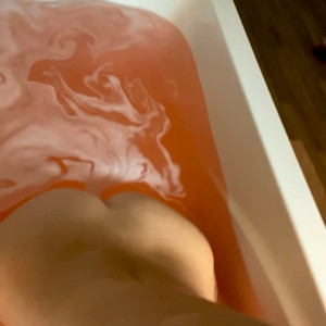 Video by larahart44 published on June 15,2023 10:15:00 - BestThots
