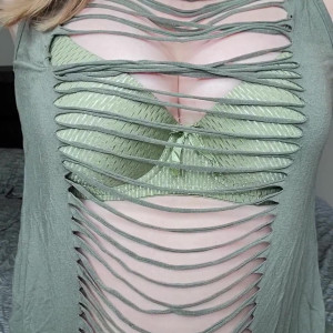 Video by karasfreefeet published on July 16,2023 07:35:00 - BestThots