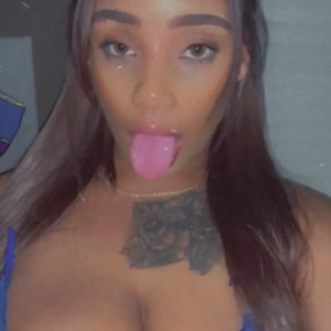 raynellemariah #5060978
