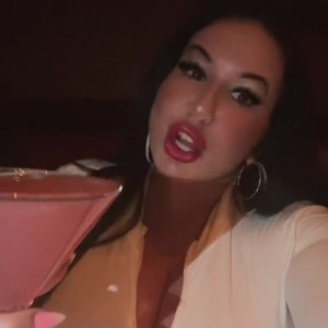 Video by latinamilfnyc published on August 22,2023 18:06:42 - BestThots