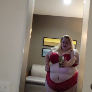 theviviennerose #3506695