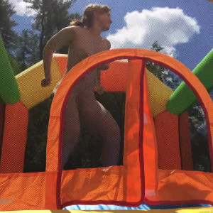 Video by skylarshark published on April 12,2023 18:43:00 - BestThots