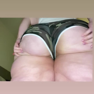 Video by kourtneycakes published on June 5,2023 12:32:00 - BestThots
