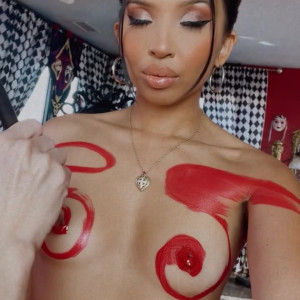 Video by iconica published on April 10,2023 07:23:00 - BestThots