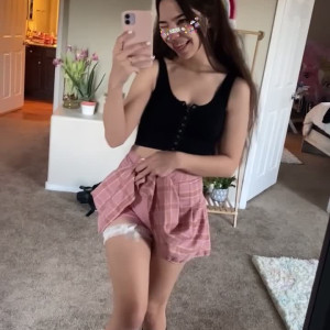 Video by dahliavalentino published on April 11,2023 22:39:00 - BestThots
