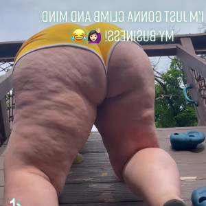 Video by supergummiegirlycami published on June 3,2023 01:23:00 - BestThots