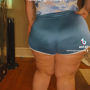 Video by supergummiegirlycami published on June 21,2023 09:54:00 - BestThots