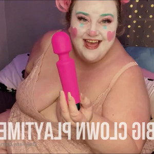 Video by summermarshmallow published on March 10,2023 22:37:00 - BestThots