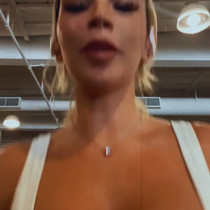 Video by badbreezybri published on May 17,2023 22:16:00 - BestThots