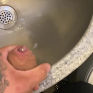 Video by tattedtommy1 published on April 9,2023 12:34:00 - BestThots