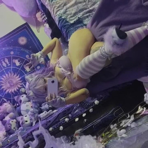 Video by daintywaifu published on May 13,2023 17:05:00 - BestThots