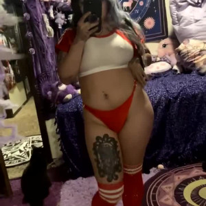 Video by daintywaifu published on May 7,2023 10:27:00 - BestThots