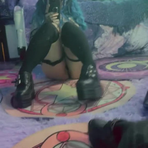 Video by daintywaifu published on March 24,2023 01:51:00 - BestThots