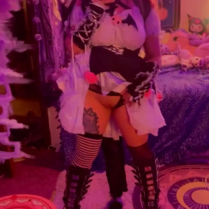 Video by daintywaifu published on June 30,2023 22:31:00 - BestThots