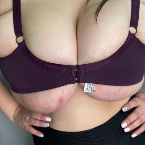 Video by bboobscarol_ published on July 17,2023 13:22:00 - BestThots