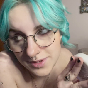 Video by lyracr0w0 published on April 24,2023 03:23:00 - BestThots